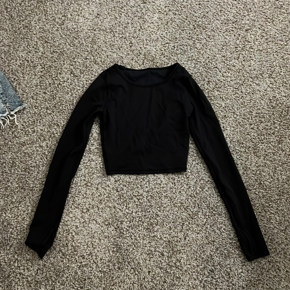 lulu cropped long sleeve